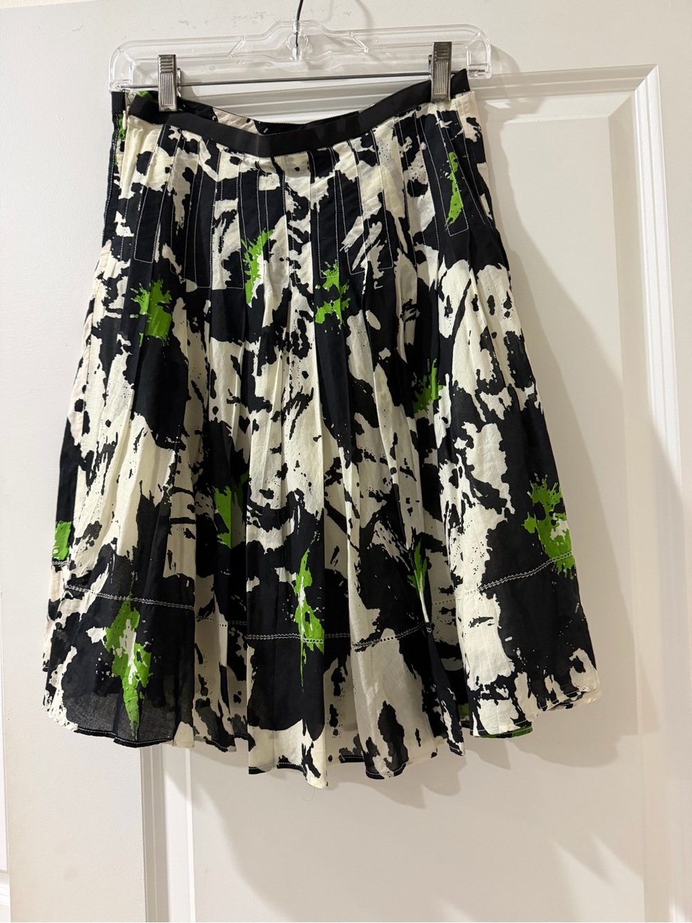The Limited XS Abstract Pleated Midi Skirt Black White Green Fully Lined